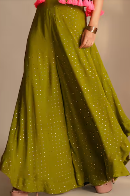 https://desithrift.com/storage/photos/4590/Mehndi Pants/678811bd698fe.png